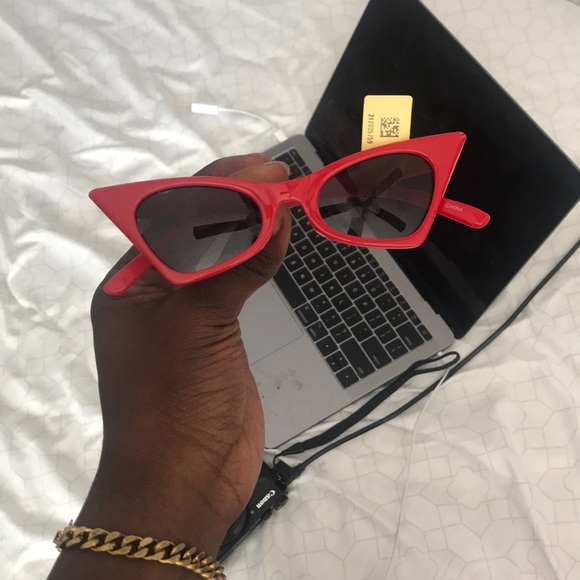ROCKSTAR GLASSES - Picture 1 of 1